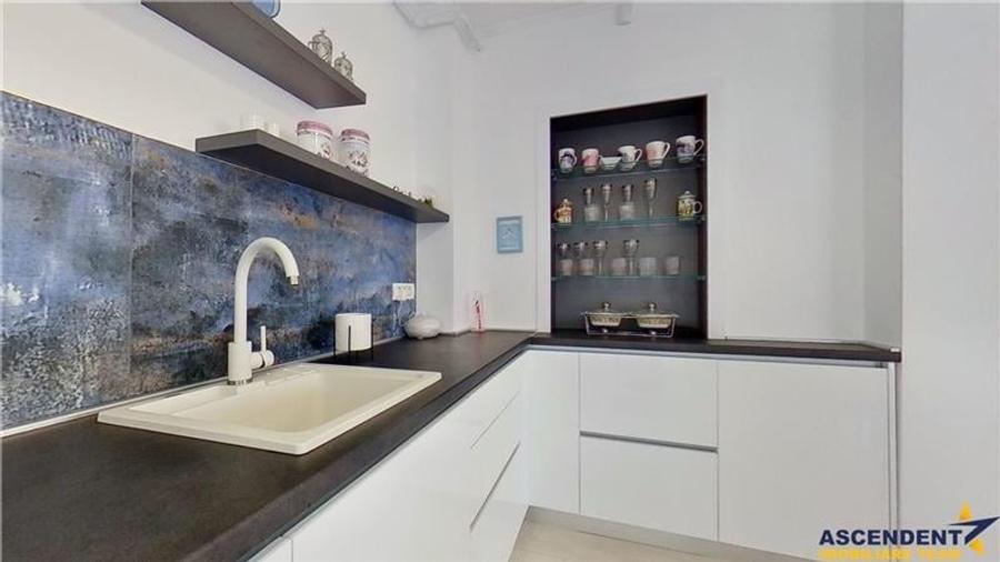 3D! Nobiliara proprietate, in vila, cu 50 mp gradina, Tractorul, Brasov - 7