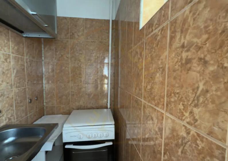 De Inchiriat Garsoniera Gavana etaj 3-Zona Jam-Pitesti! - 3