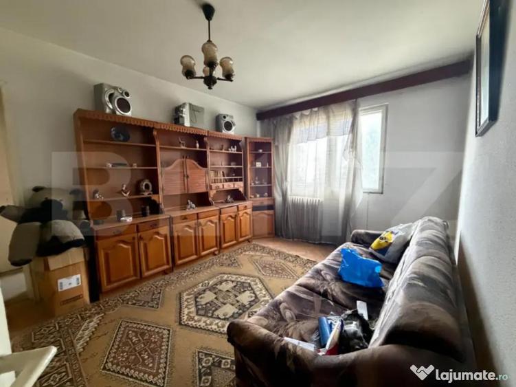 Apartament cu 3 camere, 48,91 mp, de renovat, zona Micro 3 - 4