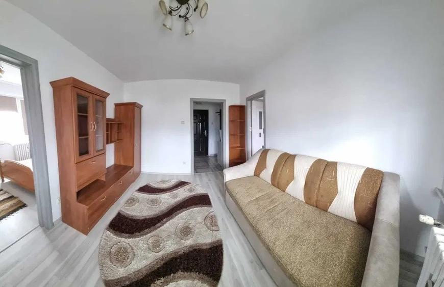 Apartament cu 2 camere, zona Podu Ros - 2