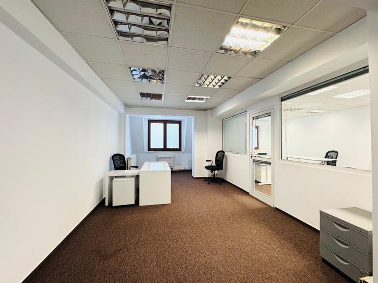 Aviatorilor / Spațiu de 200 mp in Clădire Premium / 200 Mp / 5 Birouri / Metrou - 17