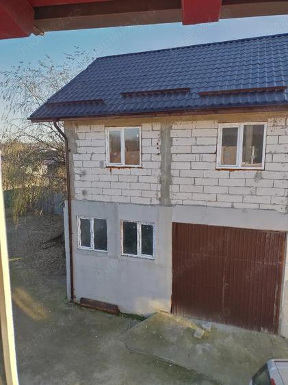 casa + hala de vanzare - 1