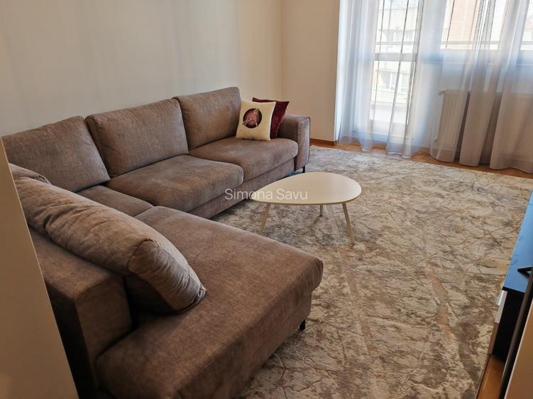 Apartament cu 2 camere decomandat, mobilat în Centrul Civic Apartament cu 2 camere decomandat, mobilat în Centrul Civic