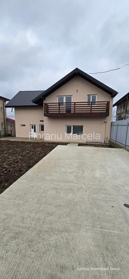 Casa P+M zona Scolii 8 Botosani