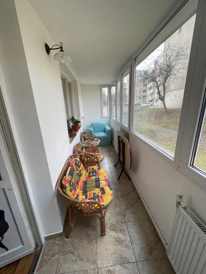 De vanzare apartament 3 camere - 7