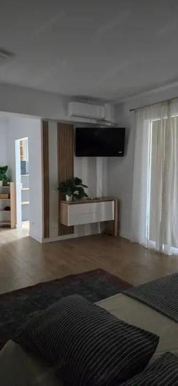 Garsoniera decomandata, 38 mp utili, balcon 7m, bloc nou, zona Calea Bucuresti - 2