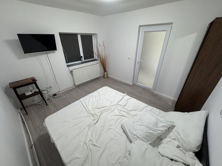 Casă cu 3 camere zona Faleză Nord, Renovată, Centrală pe gaz - 1