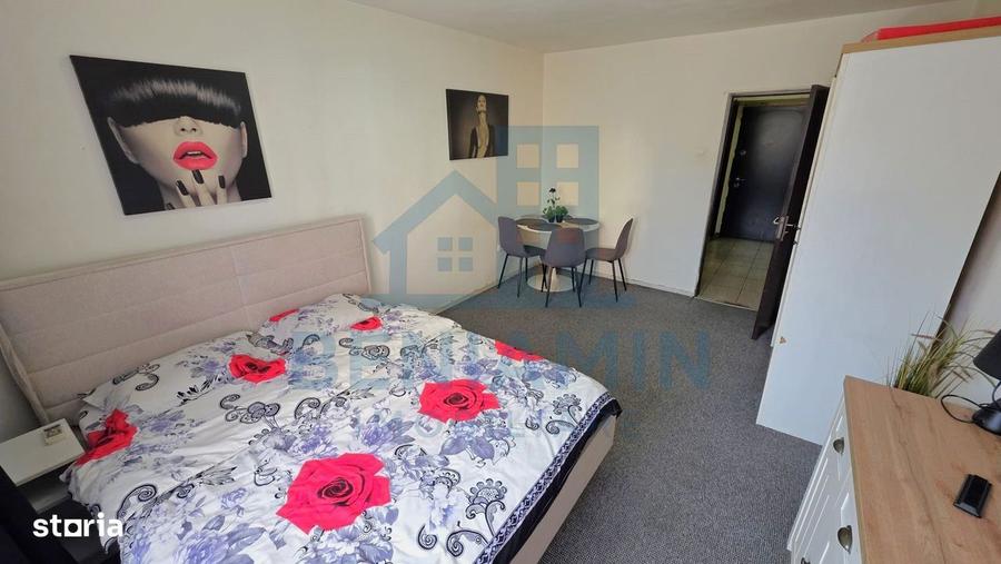 Garsoniera-Calea Bucuresti-Rotonda-Etajul 1 - 2