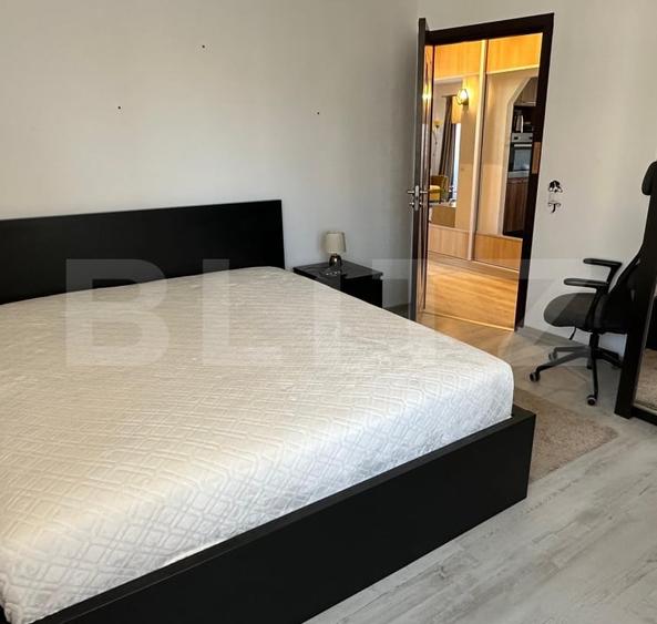 Apartament decomandat, 2 camere, mobilat si utilat, parcare, zona Eroilor - 4