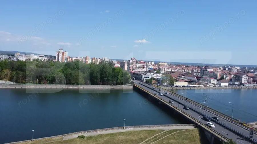 Motel + Sala de evenimente, fiecare avand suprafata de 750 mp, zona centrala - 1