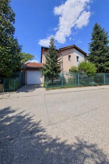 Casa in complex rezidential-privat, Pipera - 1