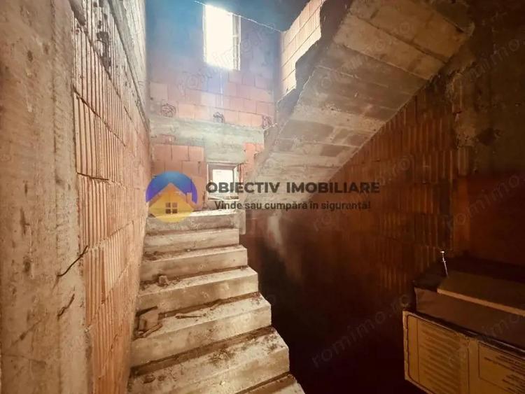 Vila la rosu + teren 500 mp de vanzare Zona Fermelor - 7