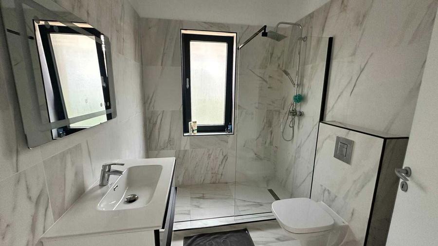 Casa individuala parter , Balotesti, 4 camere, teren 450 mp - 2