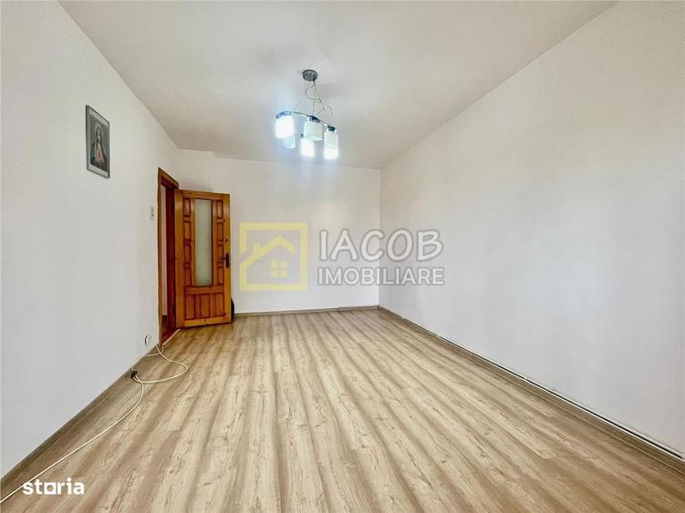 Apartament cu 3 camere de inchiriat, Comanesti, jud. Bacau - 10