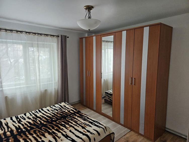 Inchiriez apartament 3 camere strada Spania - 5