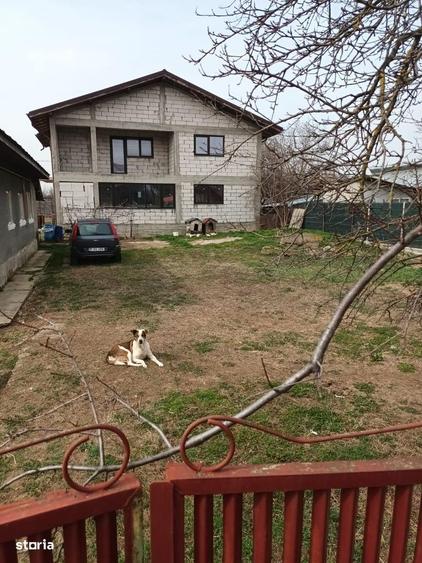 Casa 297 mp cu teren 870 mp - 3