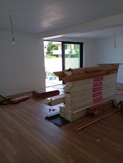 Vila Tunari str. Paris, 5 camere, curte 300  mp, 400 mp construiti - 27