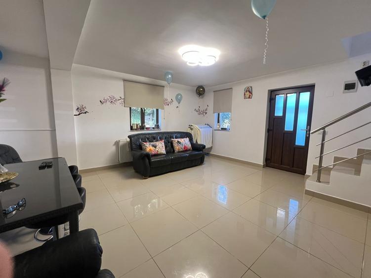 Casă tip duplex – mobilată și utilată – 4 camere-250 mp teren - 9