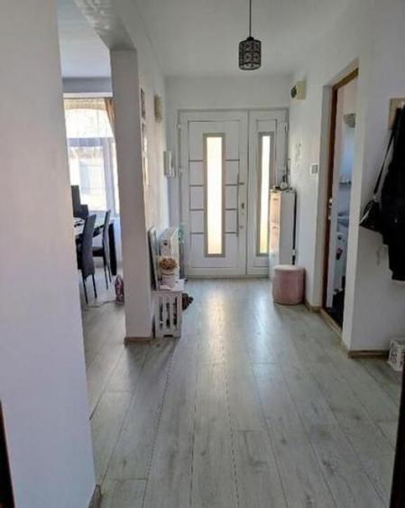 Casa P+M de vanzare in ?endreni 162 mp, teren 700... - 8