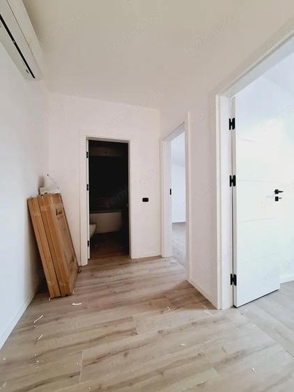 3 camere.Pe doua niveluri.Luminos.Spatios - 3