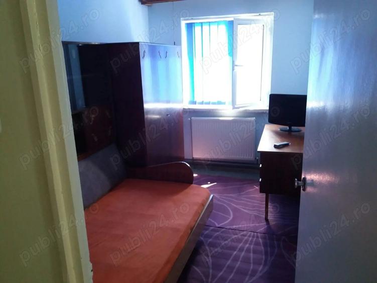 Apartament 3 camere, etaj 3, zona auri A12, Mioveni - 1