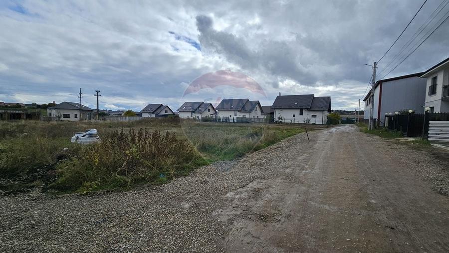Teren intravilan 720mp Lisaura / Ipotesti, Suceava - 2