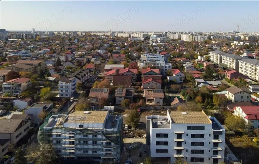 10 min Metrou Aparatorii Patriei Penthouse - 4