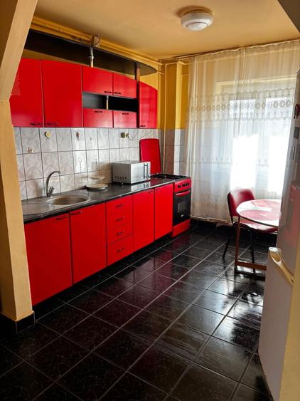 Apartament de vanzare - 5
