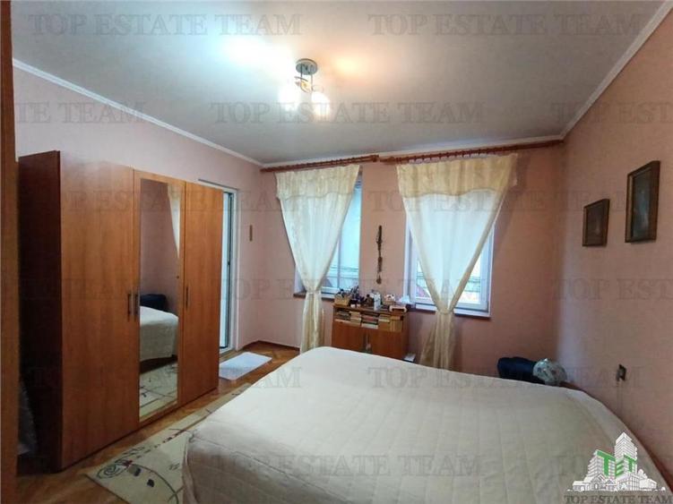 Vila cu aspect de conac in centrul Ploiestiului, ideala pentru locuinta, birou s - 10