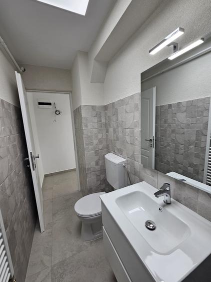 Spațiu comercial ideal pentru birouri cabinet servicii Hunedoara (zonă pietonală - 8