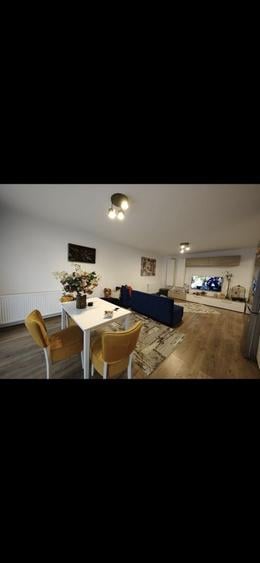 Apartament cu 2 camere în Florești