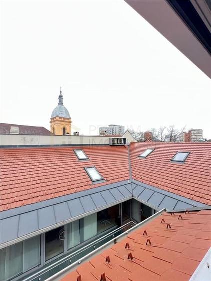 SPATII BIROURI - ZONA P-TA UNIRII - 11