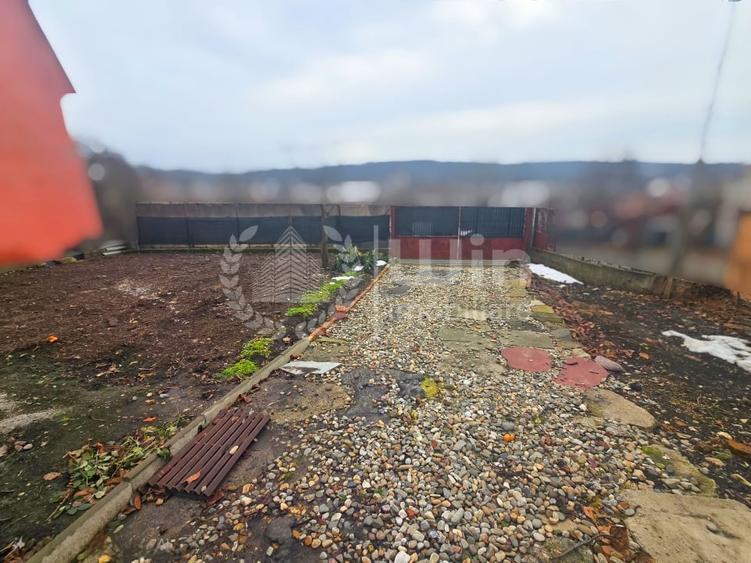 Casa cu 6 camere | Teren 600mp | Garaj | 2 Fronturi | Dambul Rotund! - 1