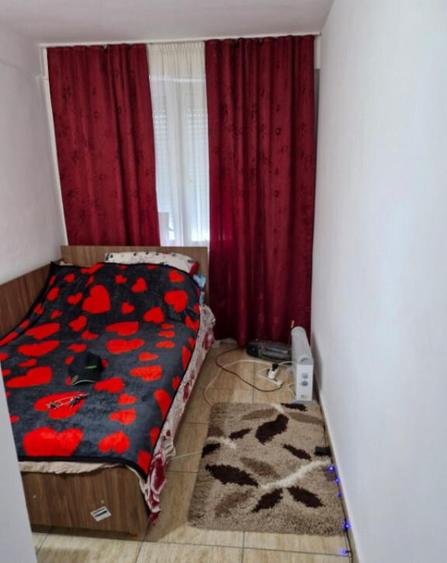 VEST - GARSONIERA CONFORT 3 ,BAIE PROPRIE - 4