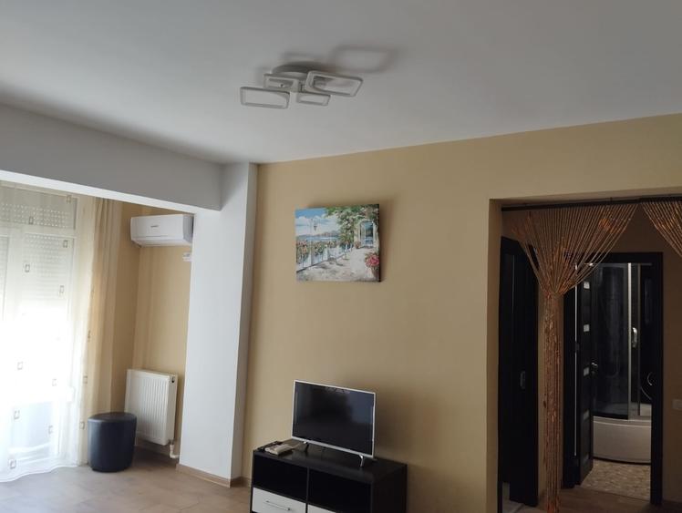 Apartament cu 2 camere semidecomandat în Energia
