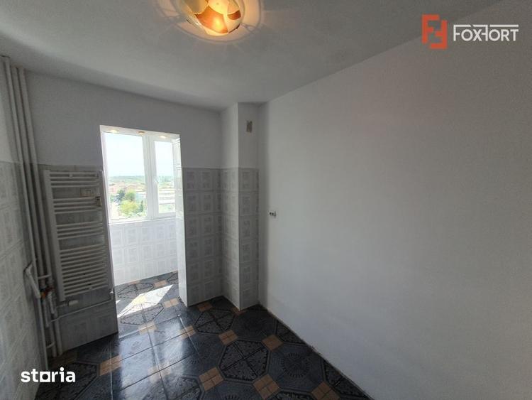 Apartament cu 3 camere decomandat în Șagului