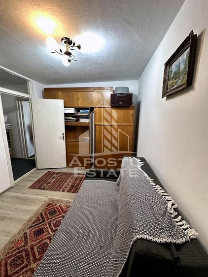 Apartament cu 2 camere semidecomandat, mobilat în Freidorf