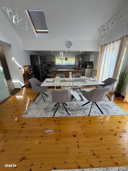 Apartament cu 4 camere în Central