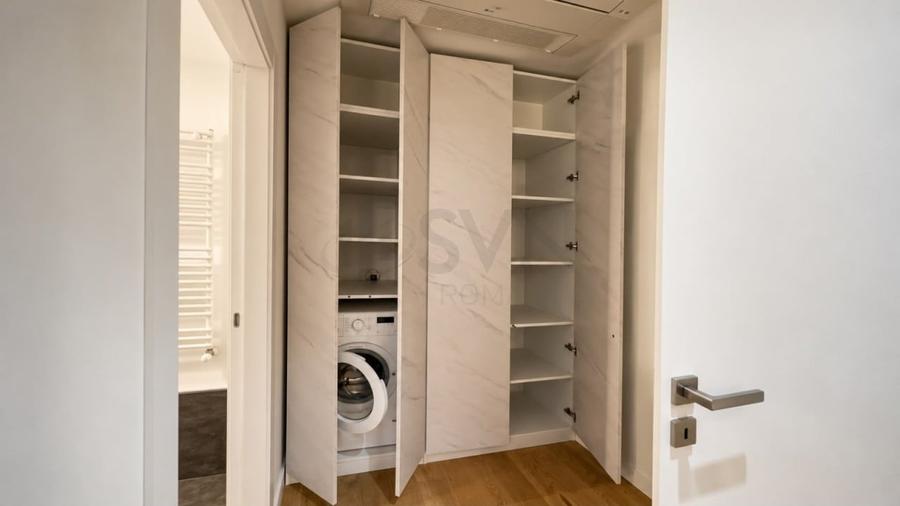 Apartament cu 3 camere decomandat în Aviației