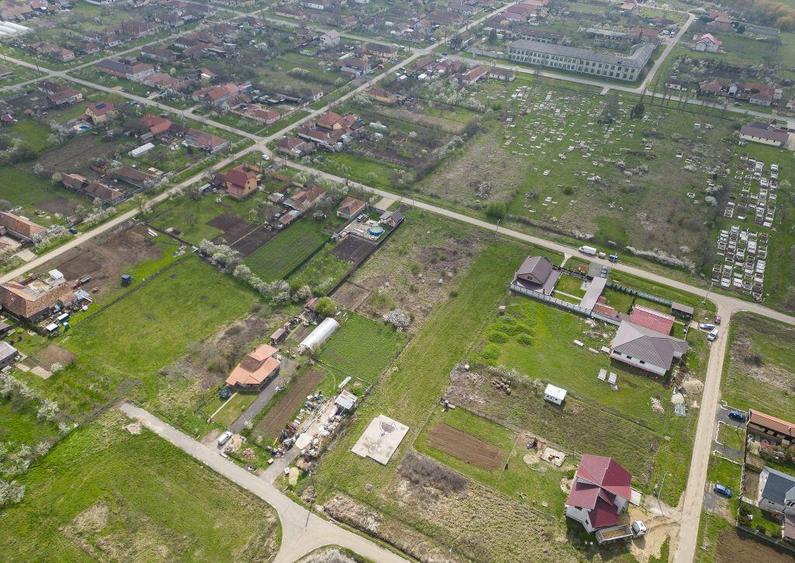 Teren intravilan cu funda?ie in Frumuseni - 1