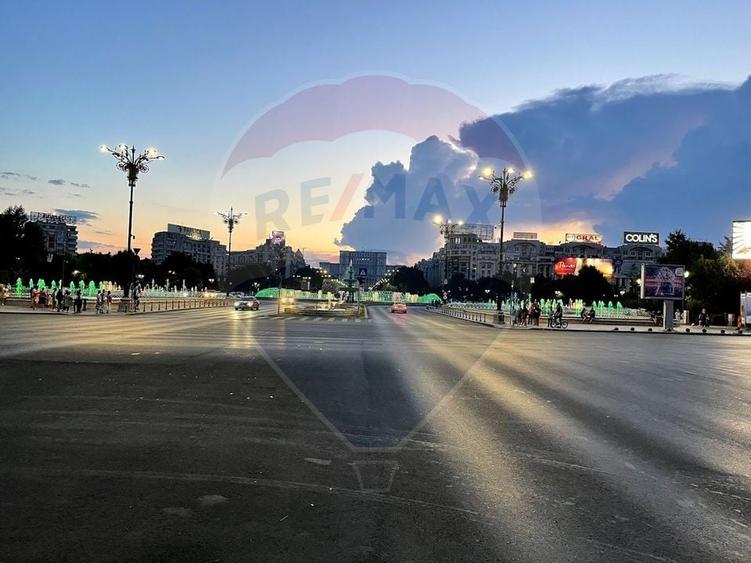 Hotel / Pensiune cu 31 camere de vanzare in zona P-ta Unirii - 2