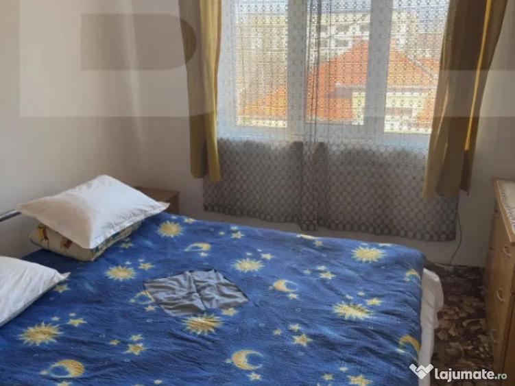 Vila in zona linistita, pe o strada inchisa perfecta pentru - 2