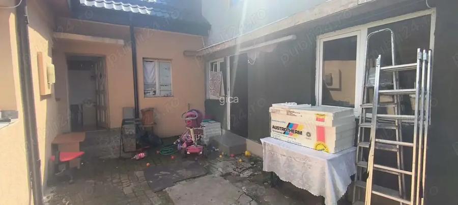Vand doua corpuri de Casa zona Antiaeriana Vand doua corpuri de Casa zona Antiaeriana