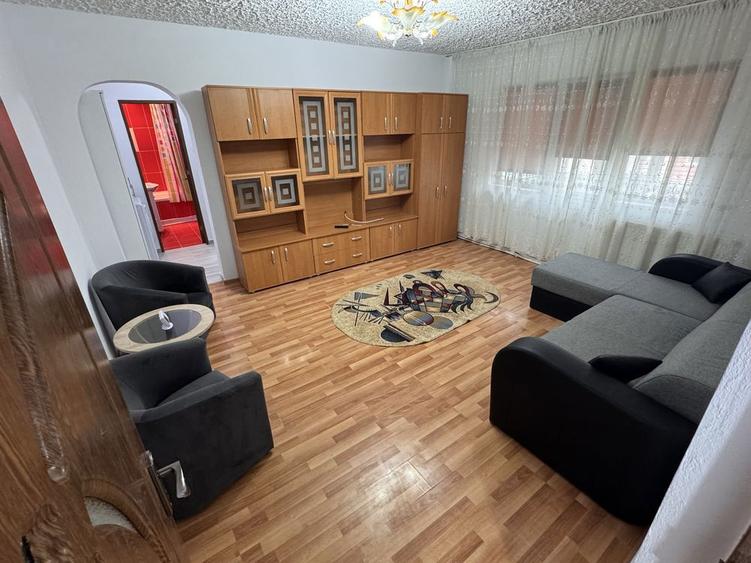 Inchiriez apartamen cu doua camere - 6