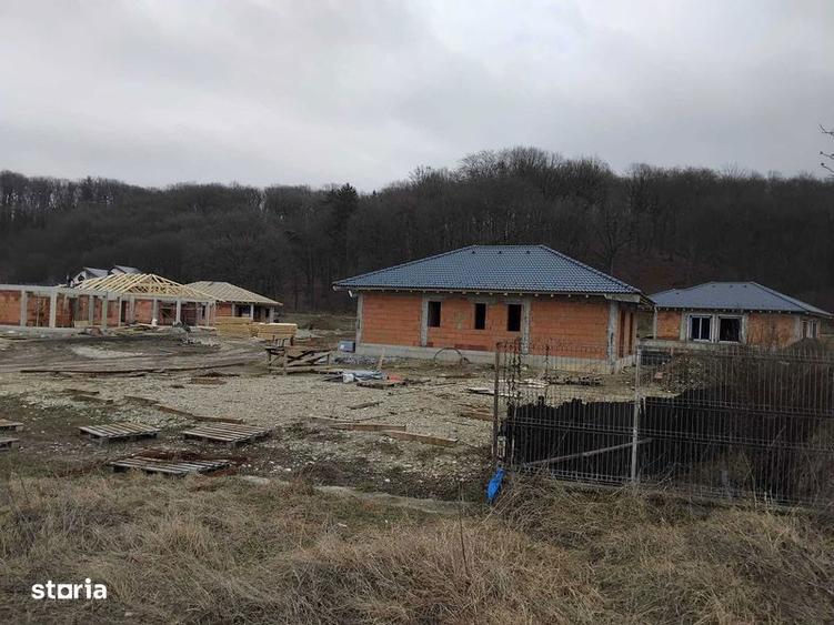 Casa la rosu in Rasnov. Brasov. - 4