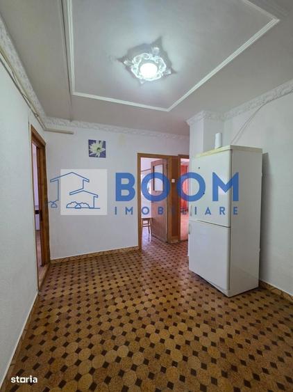 Apartament cu 3 camere decomandat în Central