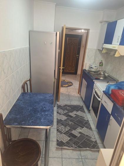 Inchiriez apartament cu doua camere decomandat - 7