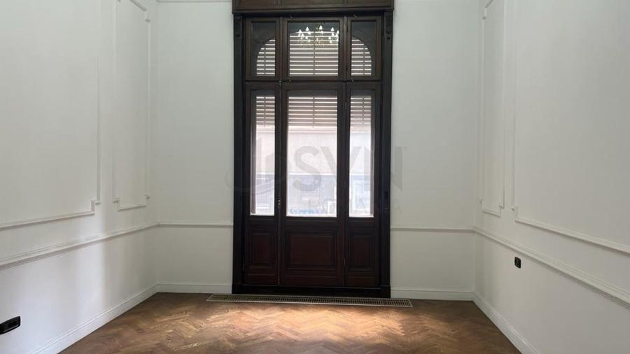 REV2002762 Vila de inchiriat 21 camere zona Universitate - 2