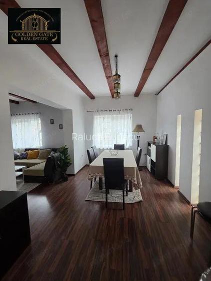 Proprietate superba de 180 mp apartament supraetajat cu garaj, zona Schei