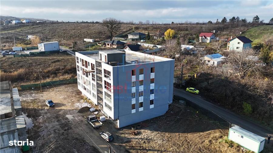 Apartament cu 3 camere, Hlincea, etajul 1 - 72.37mp + 3.88mp - 3